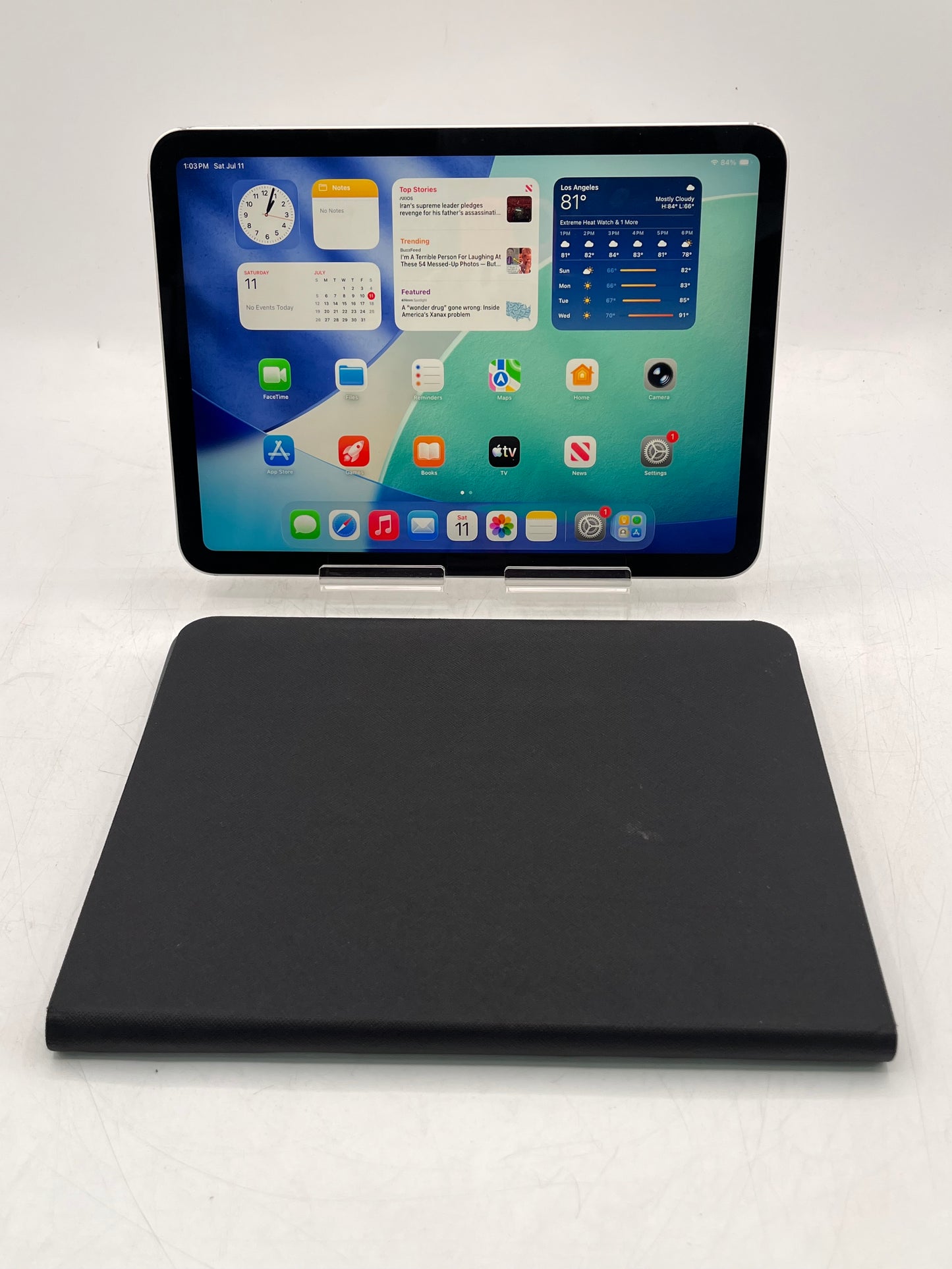 Unlocked Apple iPad A16 A3355 ND7F4LL/A 128GB WiFi + Cellular Silver Tablet