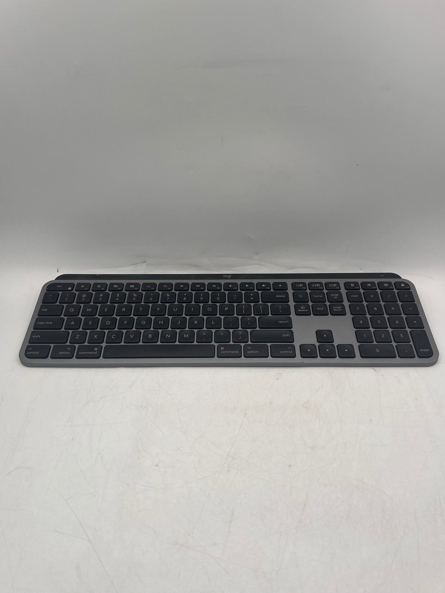 Logitech MX Keys S YR0073 Graphite Advanced Wireless Illuminated Keyboard Tested - Black