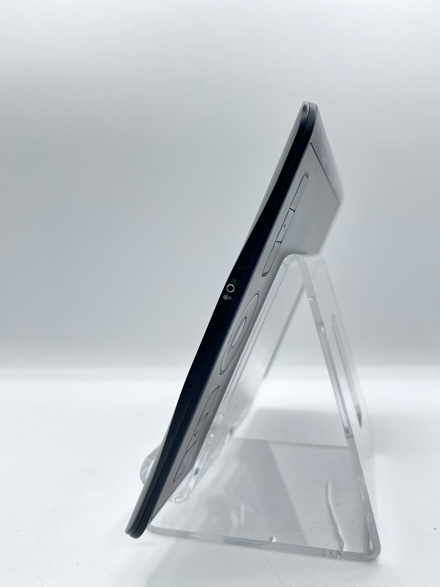 Wacom Intuos Pro Small Digital Graphic Drawing Pen Tablet PTH-460 UPTH460K0A