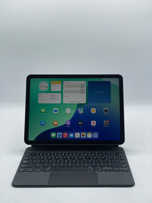 Unlocked Apple iPad Air (5th Gen) 256GB A2589 & A2261 Apple Magic Keyboard