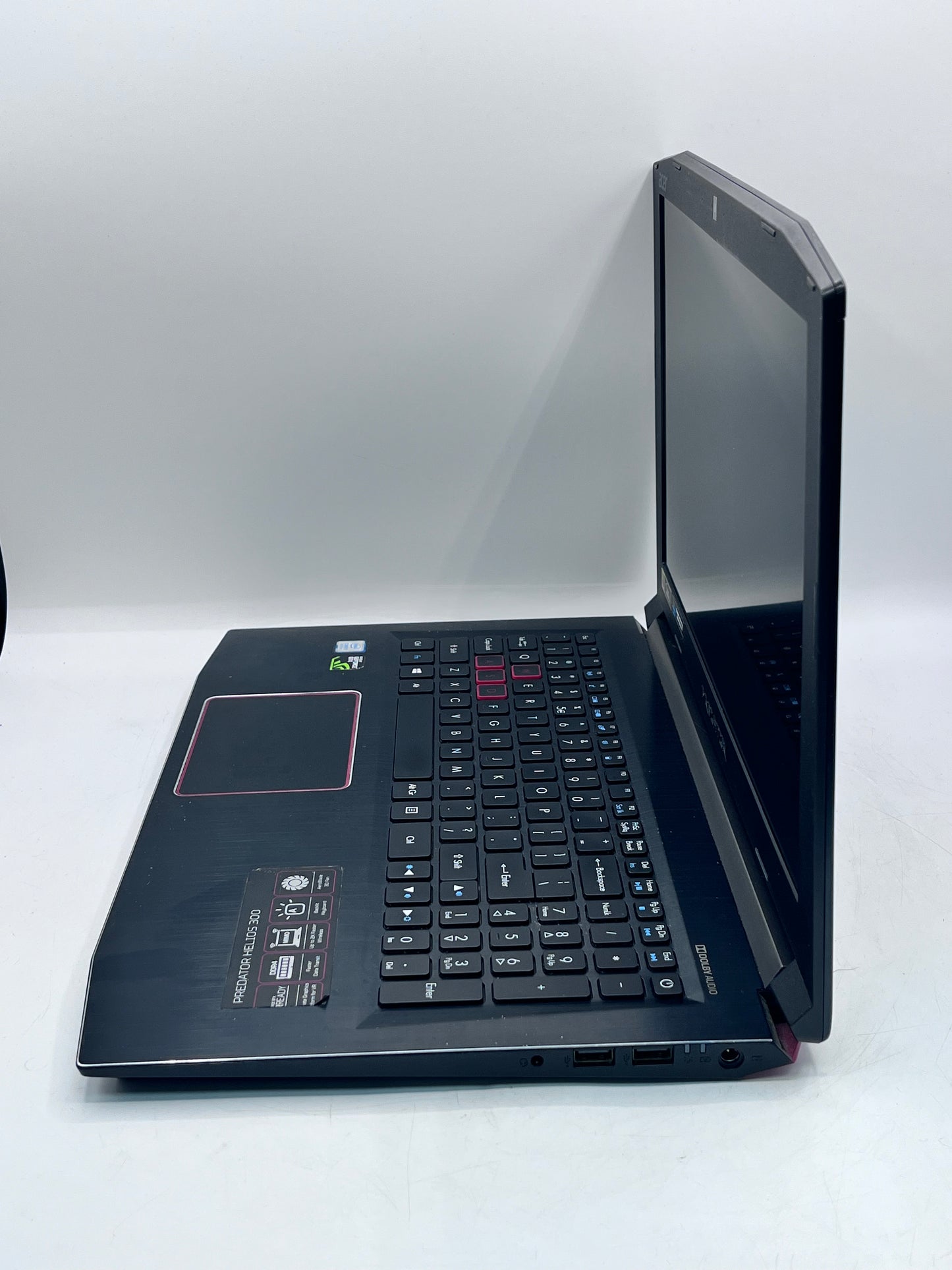 Acer Predator Helios 300 PH315-51 15.6" i7-8750H 16GB 256GB