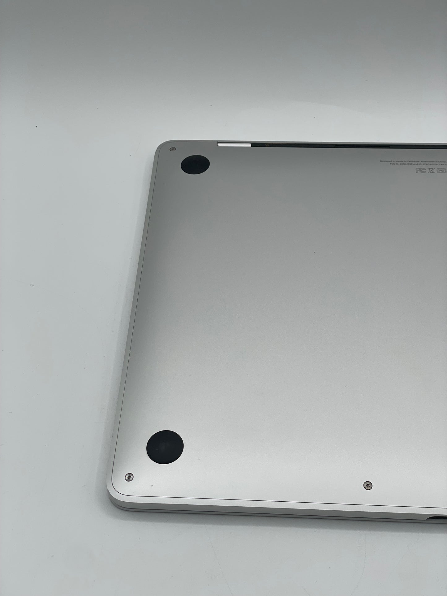 2017 Apple MacBook Pro 13" A1708 Core i5 @ 2.3GHz 8GB 128GB Space Gray