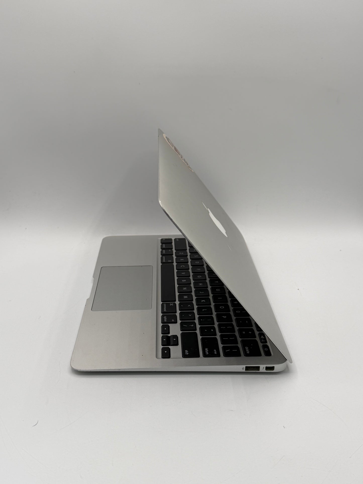 Apple MacBook Air 11" A1465 2014 Core i5 4GB 128GB Silver