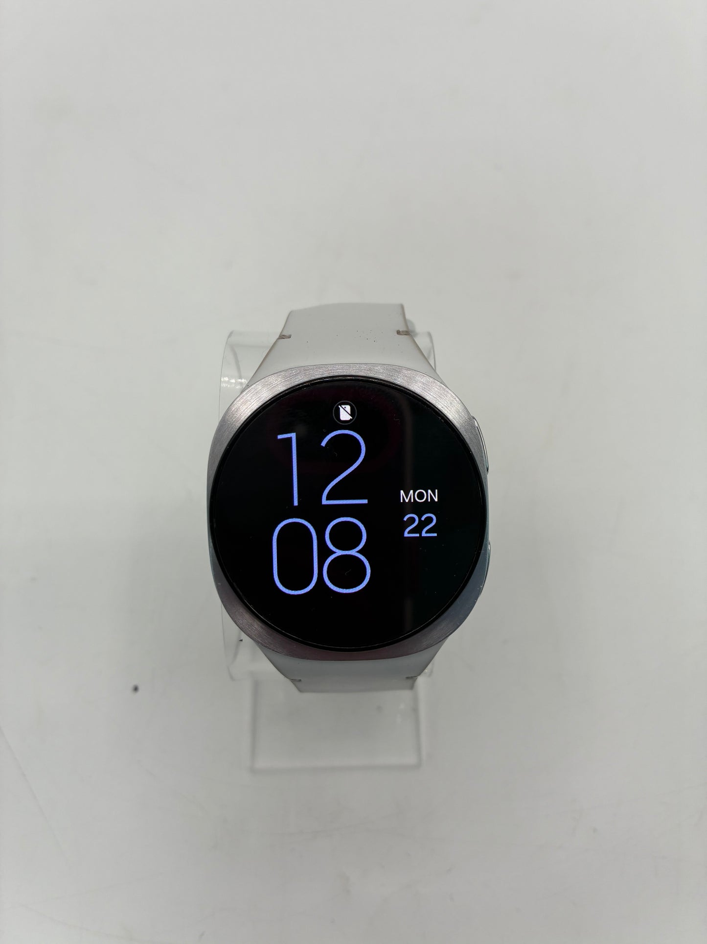 Unlocked Samsung Galaxy Watch 8 LTE 40mm Silver Smart Watch