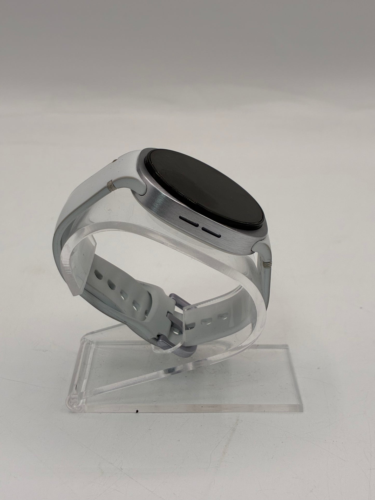 Unlocked Samsung Galaxy Watch 8 LTE 40mm Silver Smart Watch
