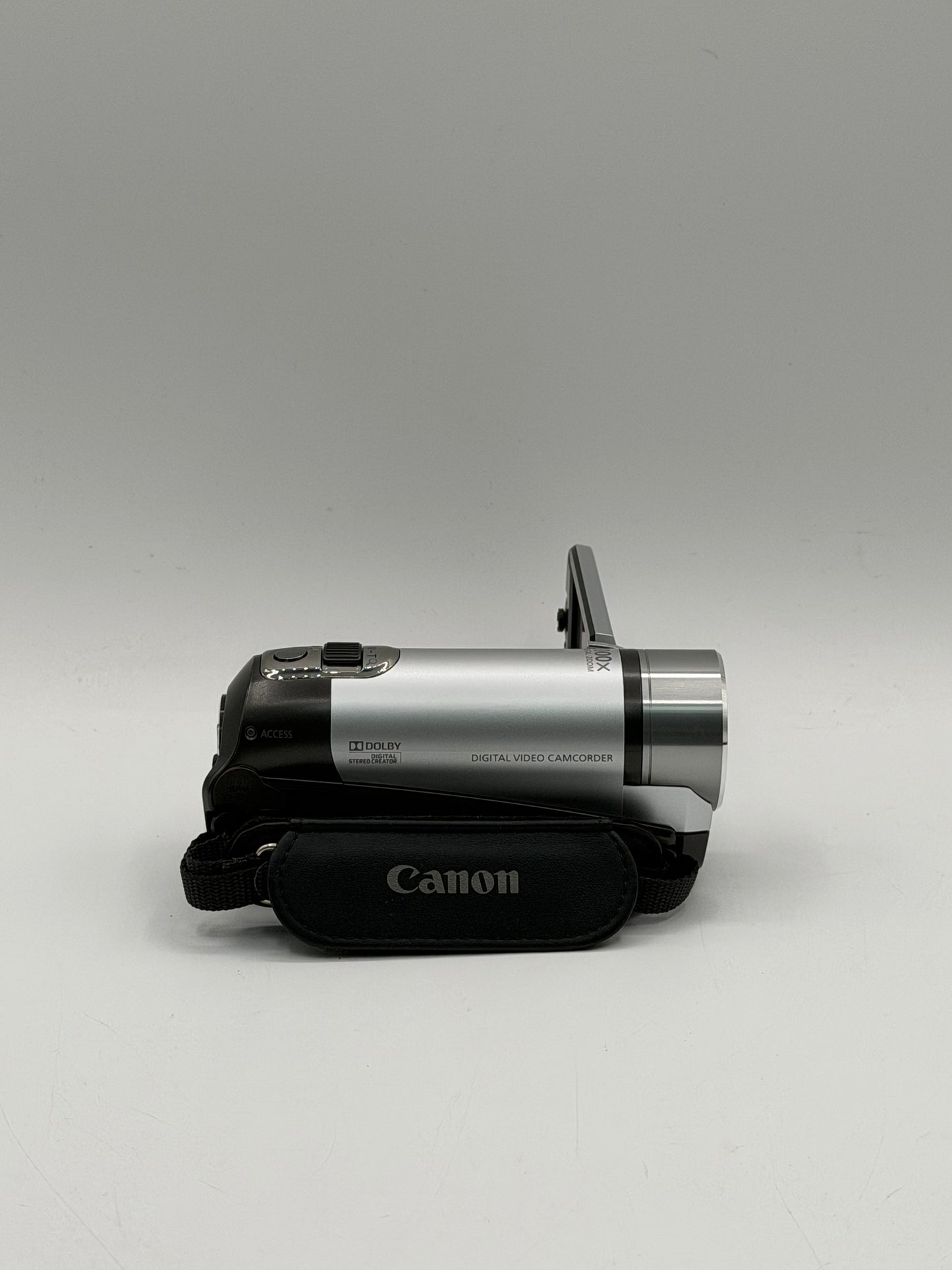 Canon FS200 Handheld High Definition Camcorder W/ Battery