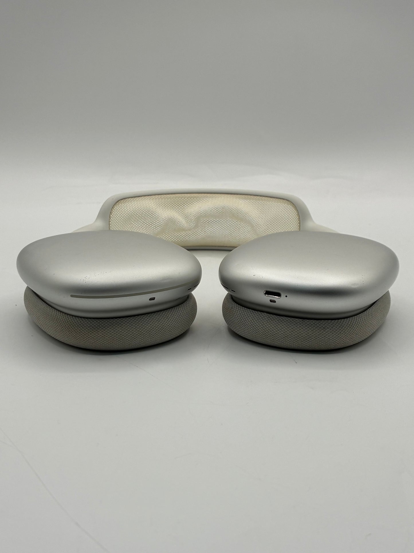 Apple AirPods Max A2096 (Lightning) (2020) White Wireless Headphones