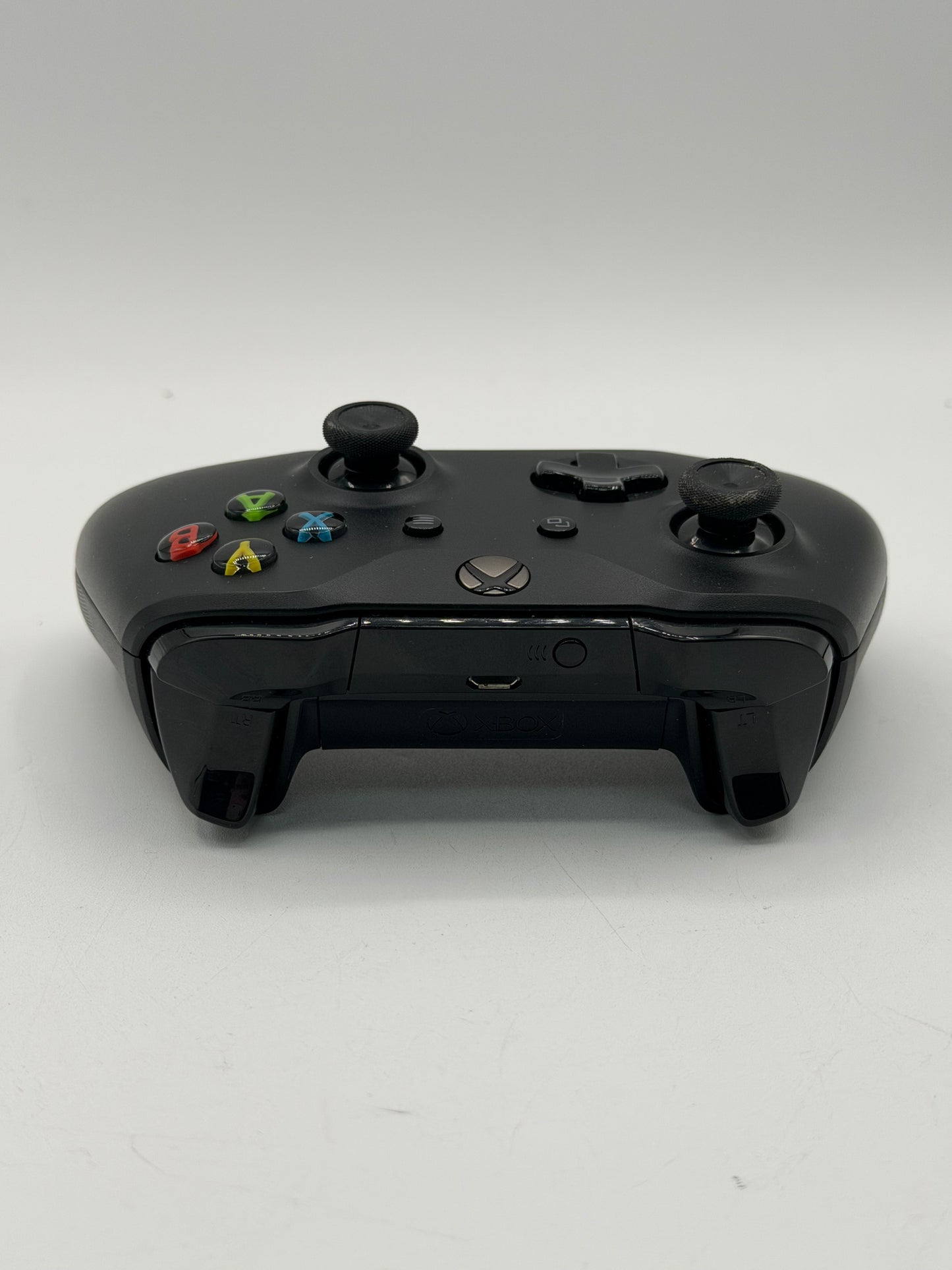 Microsoft Xbox One Wireless Controller Model 1708