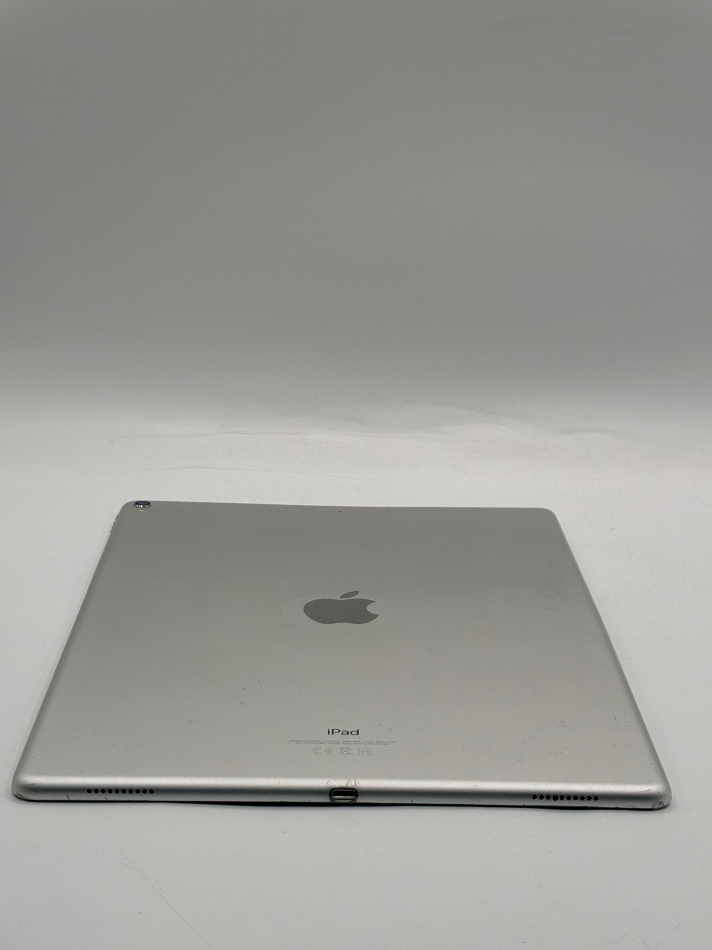 Apple iPad Pro 12.9" (2nd Gen) A1670 128GB