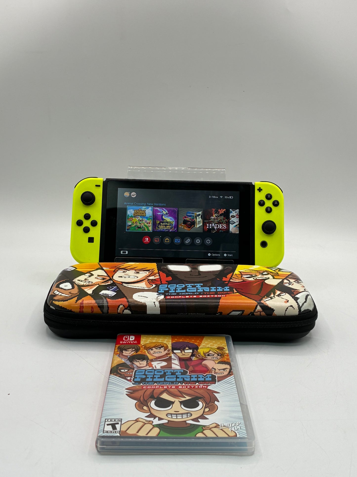 Nintendo Switch HAC-001 with Scott Pilgrim Case And Game!