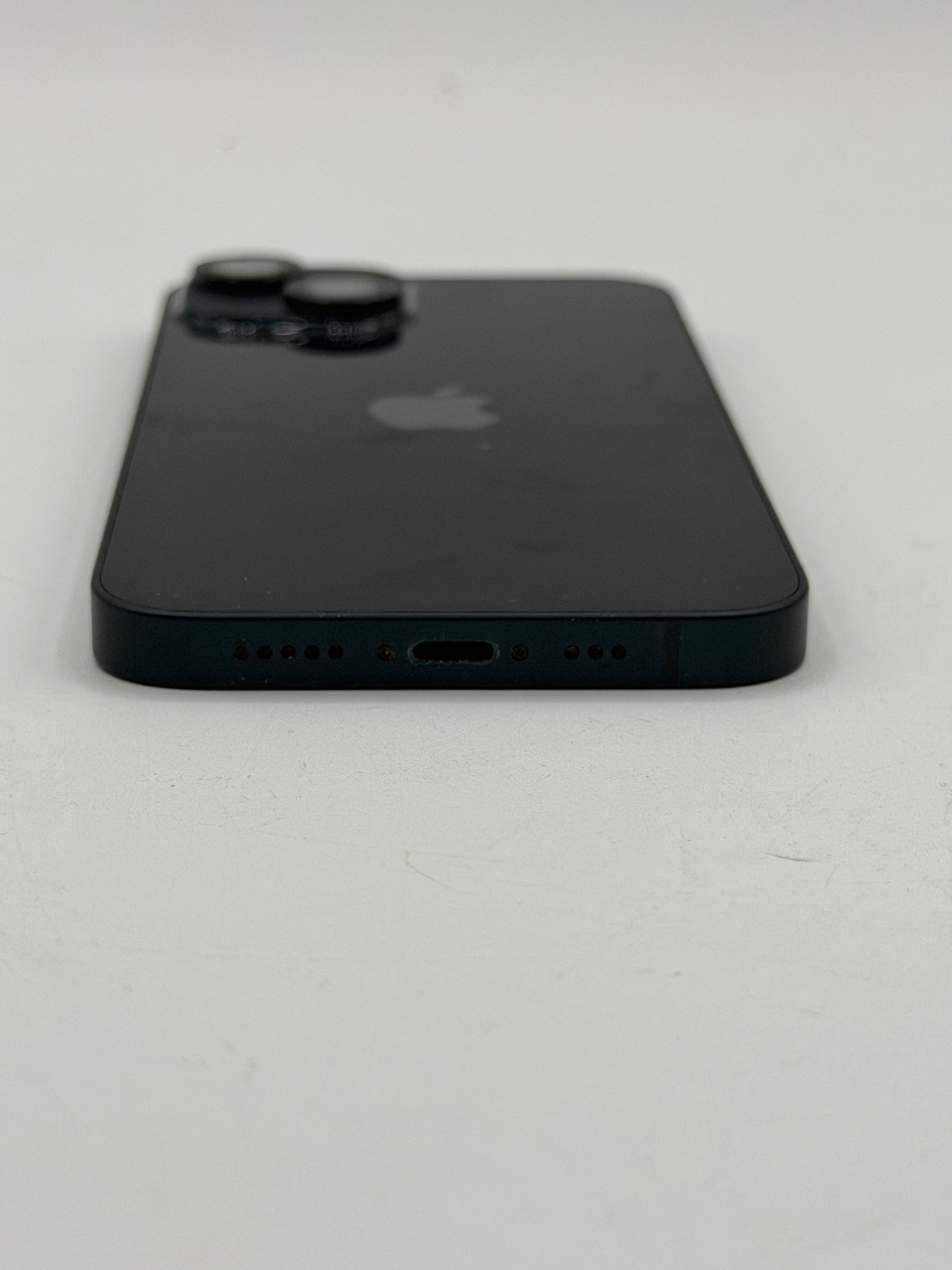 Apple iPhone 14 6.1" 128GB MPUA3LL/A A2649 88% BH