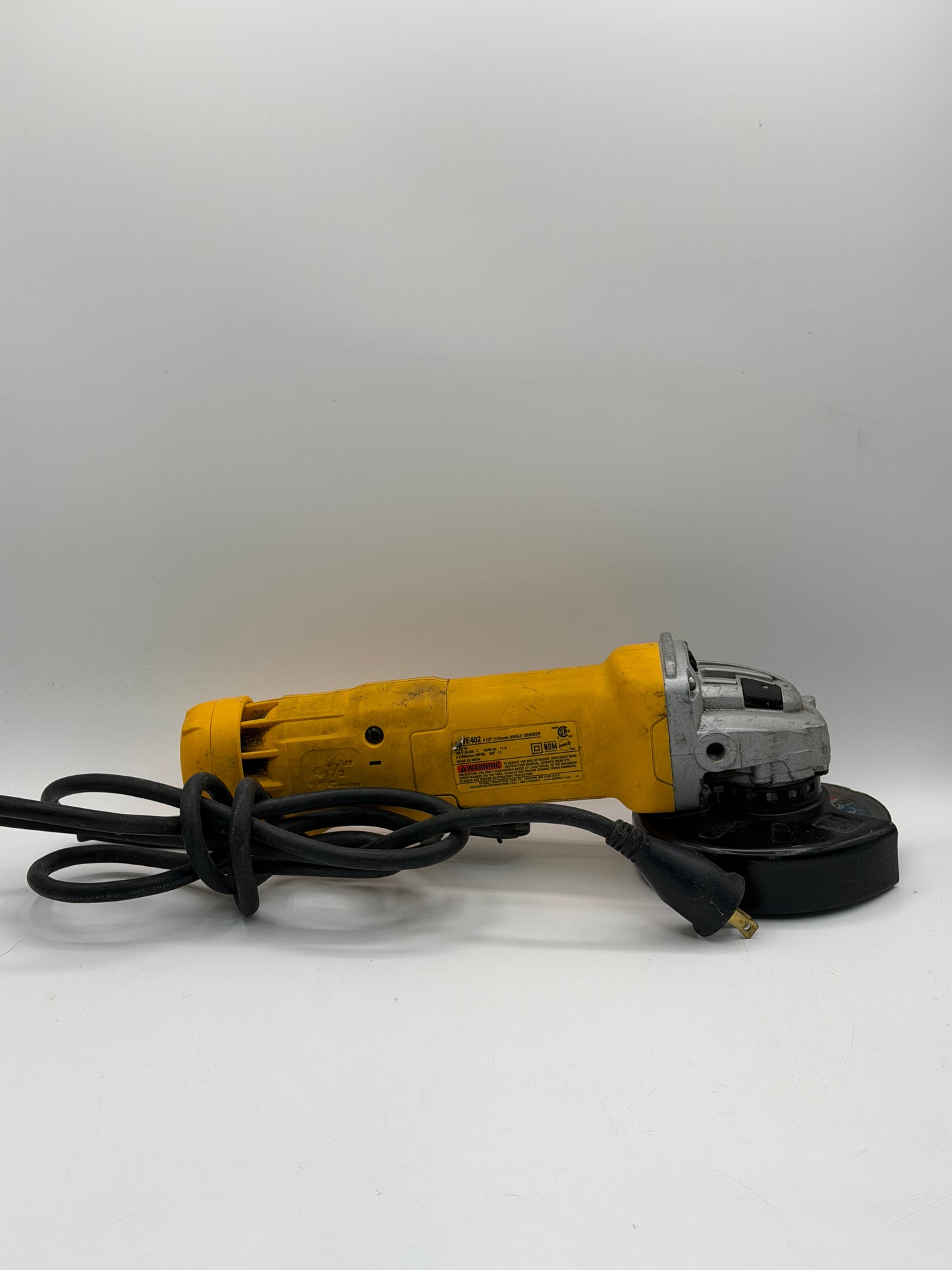 DeWalt DWE402N 120V 4-1/2" Corded Angle Grinder