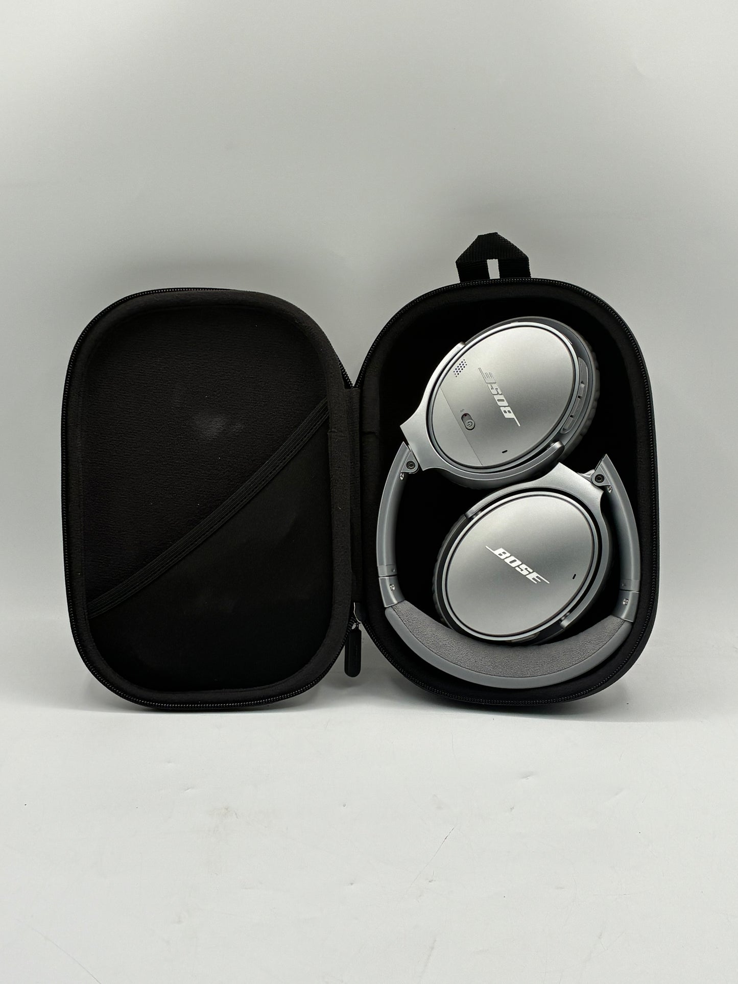 Bose QuietComfort 35 II Headphones Black - New No Box