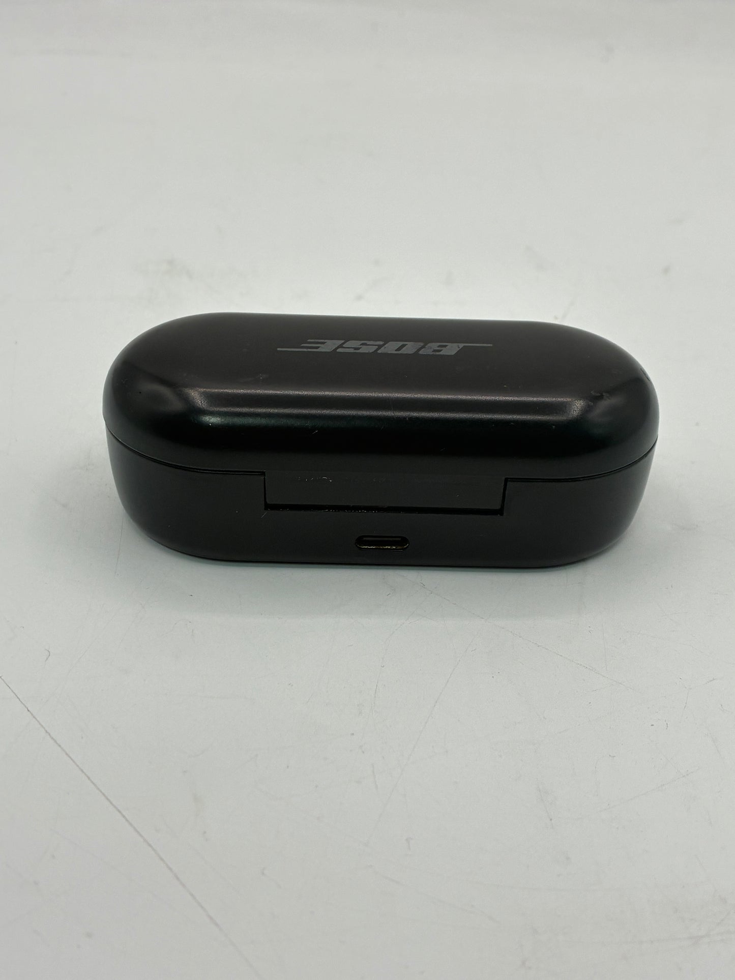 Bose Headphones 423729  with Carrying Case