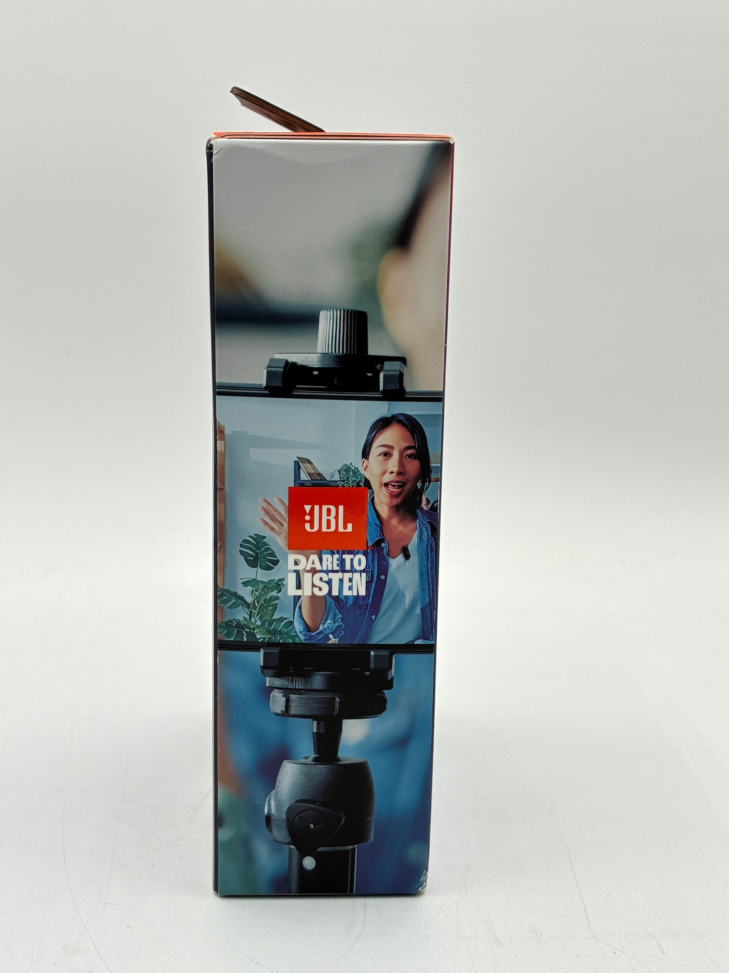 JBL Quantum Stream Wireless Wearable Streaming Microphone - USB-C Free Shipping