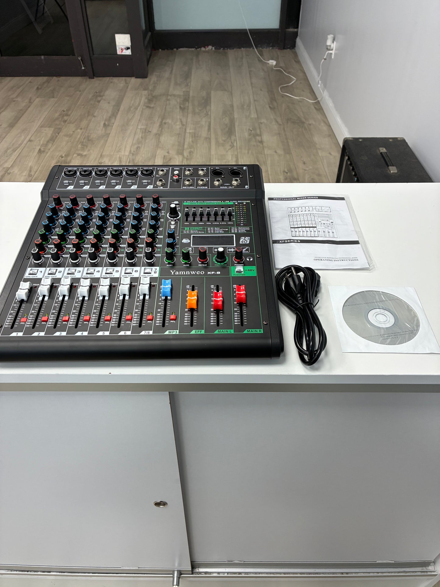 Yamnweo XF8 Professional Audio Mixer Sound Board Console