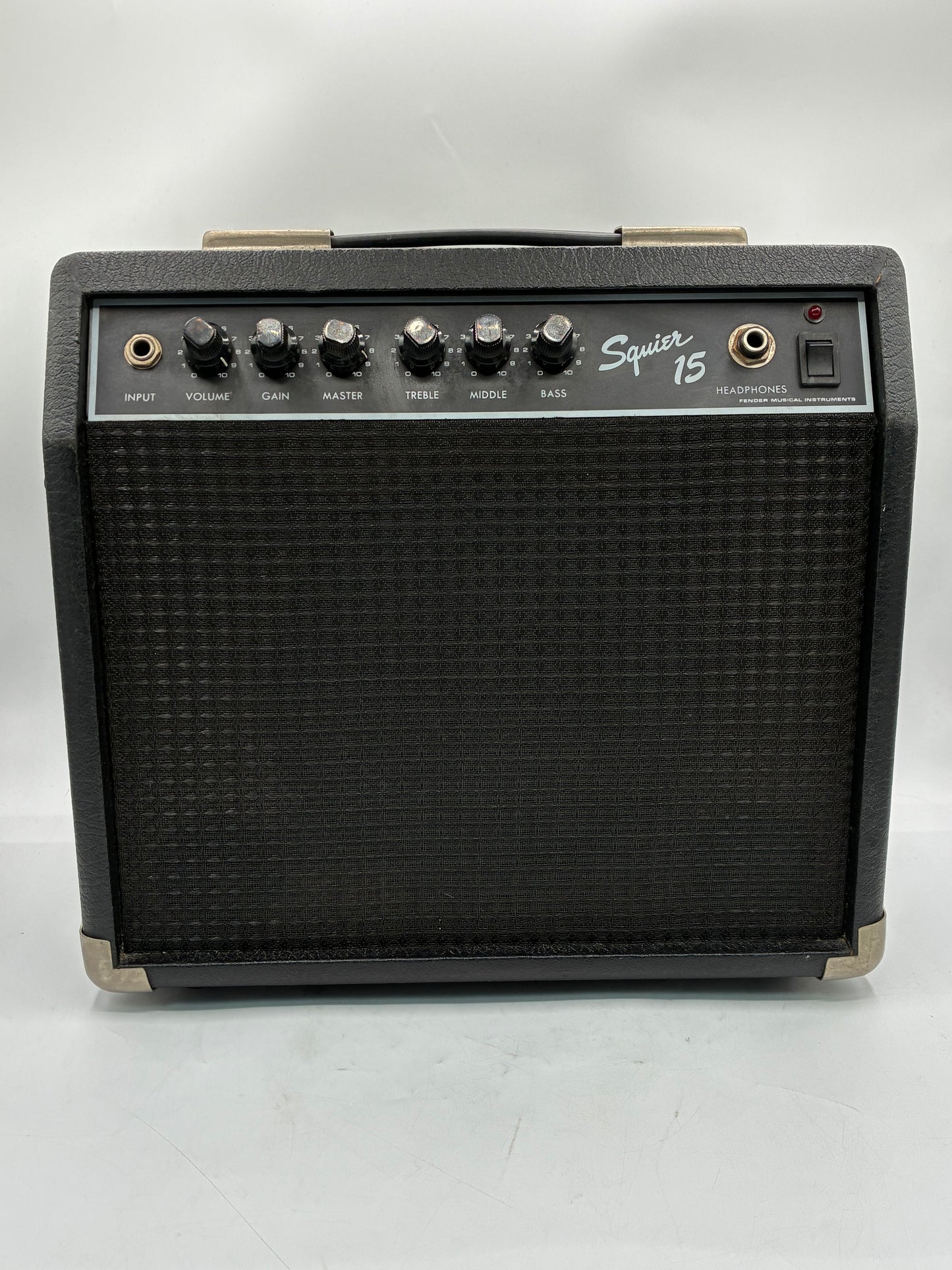 Squier 15 AMP Guitar Amplifier - Working & Untested
