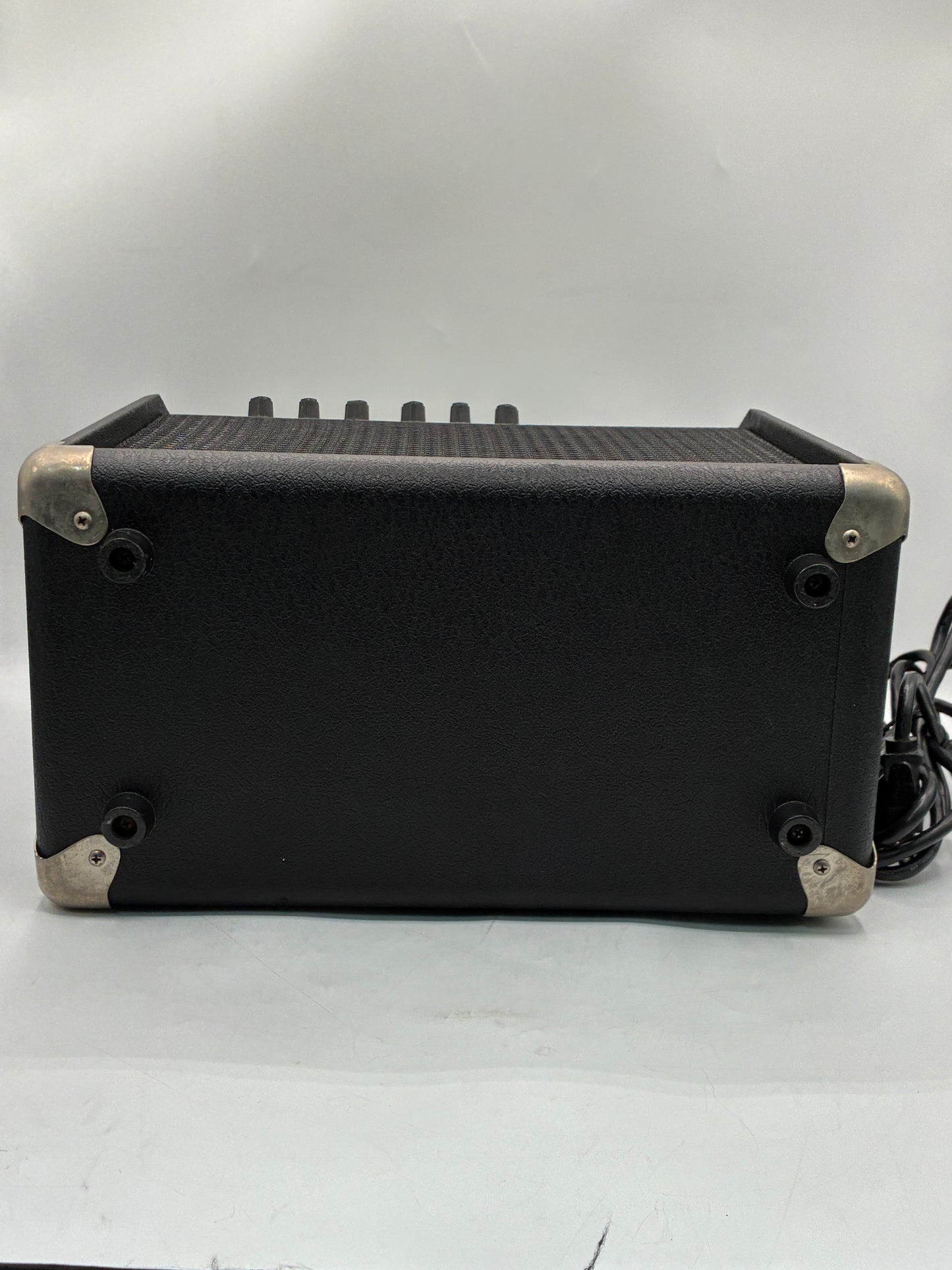 Squier 15 AMP Guitar Amplifier - Working & Untested