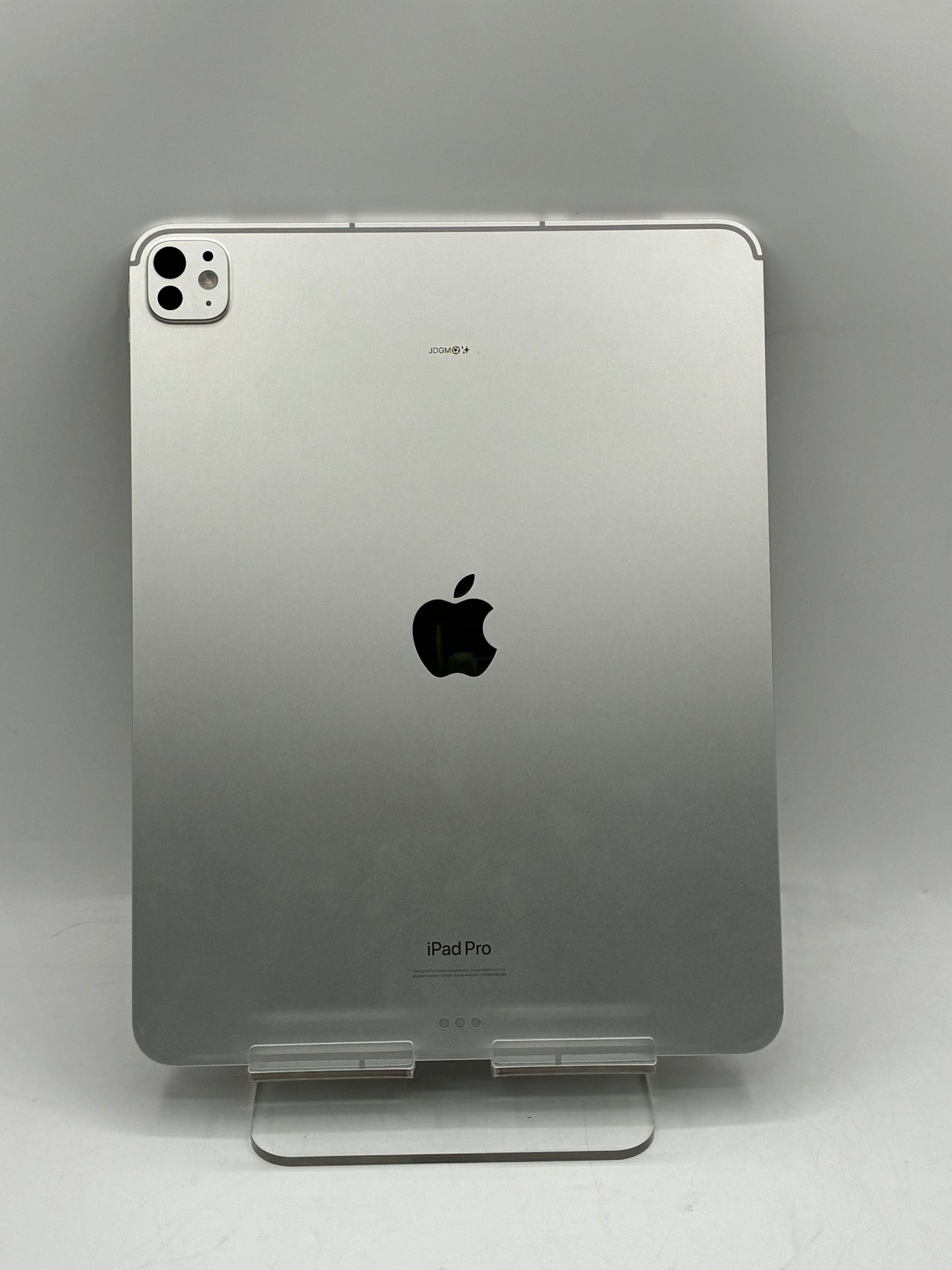 Unlocked Apple iPad Pro 13" M4 256GB Wi-Fi + LTE A2926 MVXT3LL/A Silver 97% BH