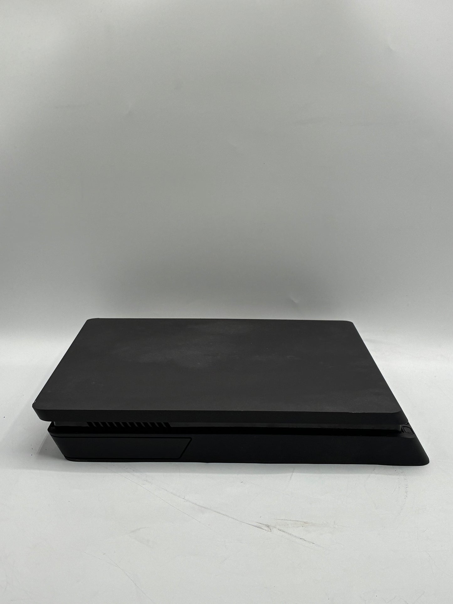 Sony PlayStation 4 Slim CUH-2215B 1TB Black - With Game And Controller!