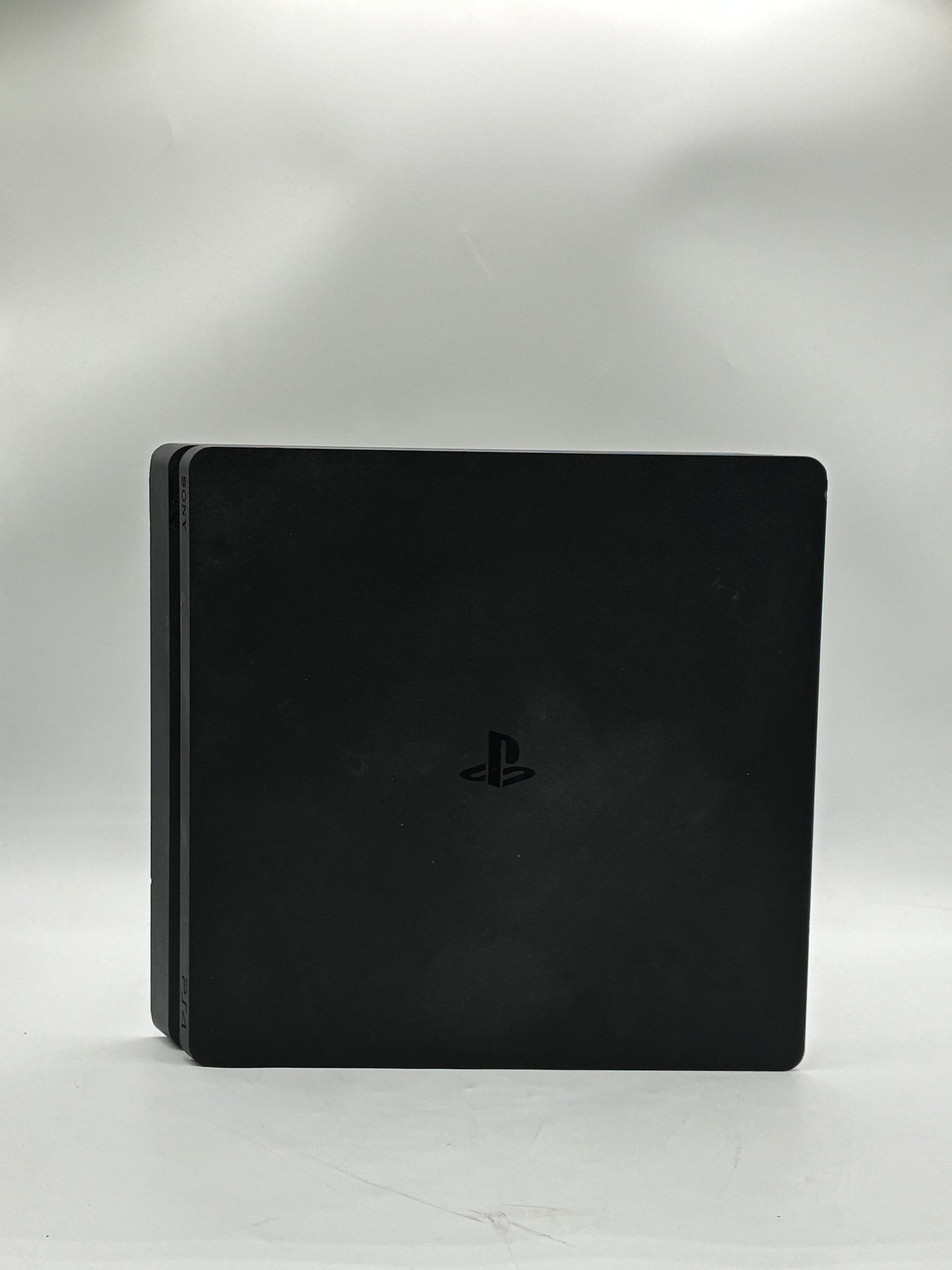 Sony PlayStation 4 Slim CUH-2215B 1TB Black - With Game And Controller!