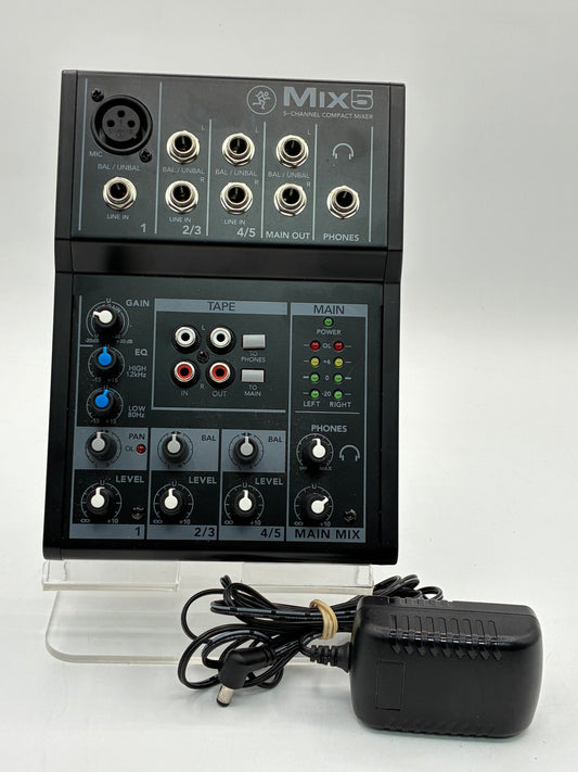 Mackie Mix5 5-Channel Compact Mixer Black