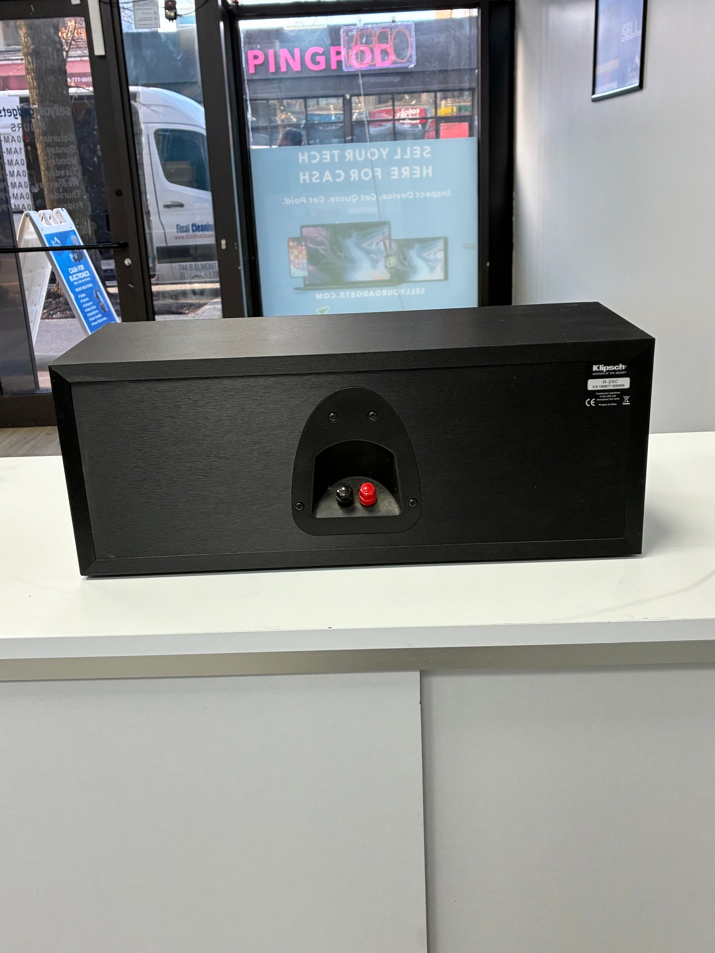 Bose Klipsch R-25C Center Channel Speaker Black Rectangular Banana Jack
