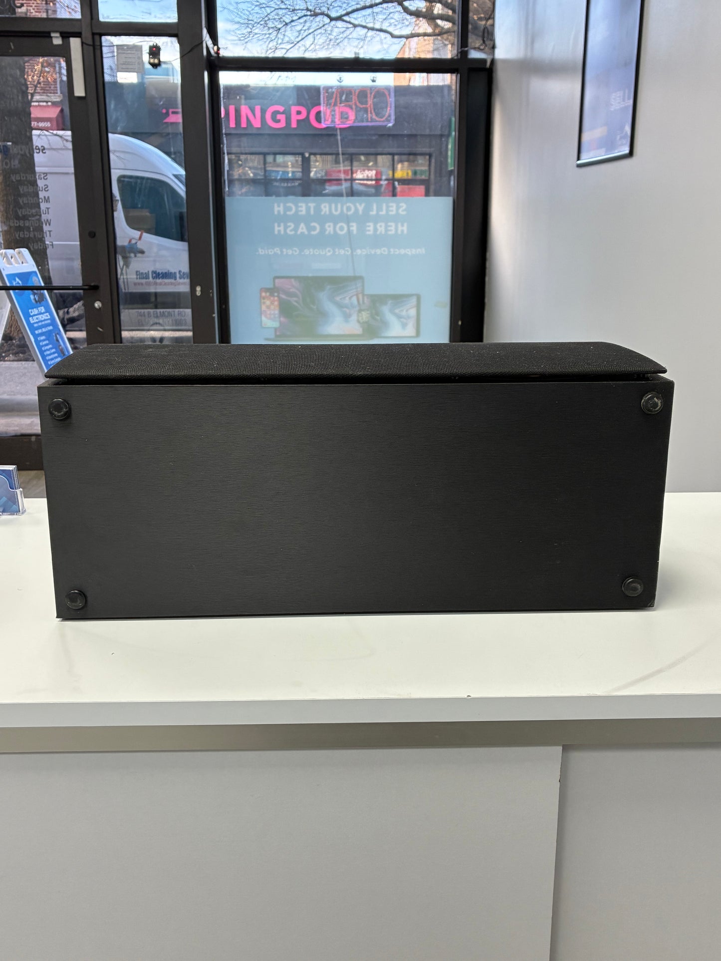 Bose Klipsch R-25C Center Channel Speaker Black Rectangular Banana Jack