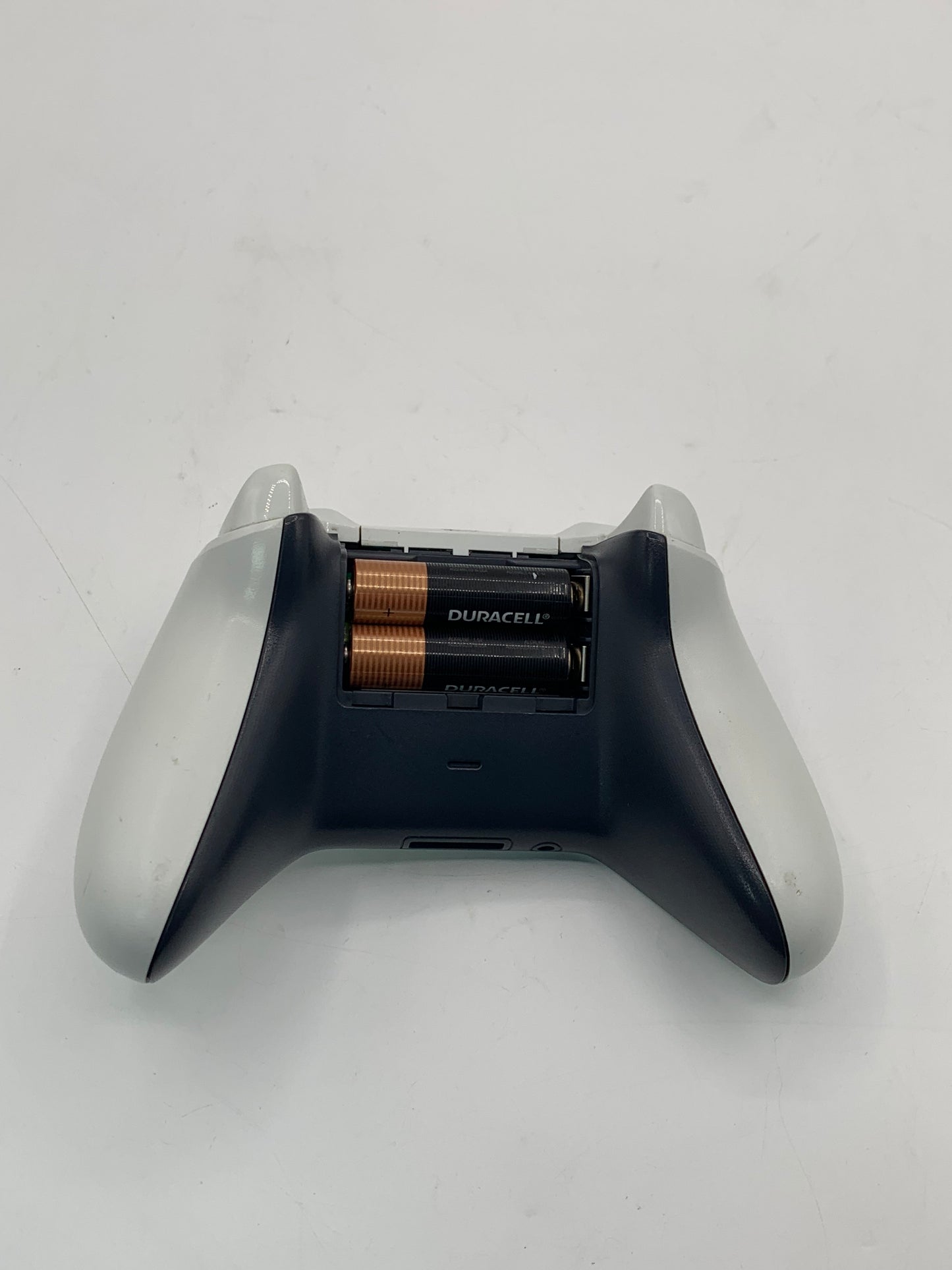 Microsoft Xbox One X - 1TB - NBA 2K20 Hyperspace Special Edition Tested w/ Controller