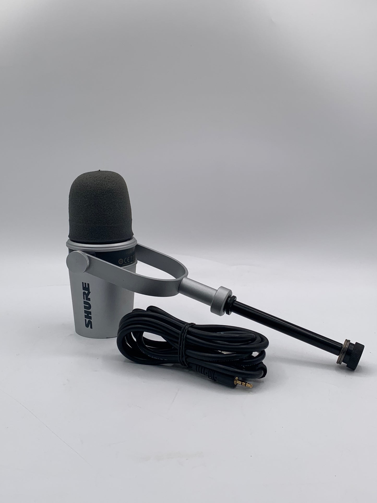 Shure MV7 USB XLR Podcasting Dynamic Microphone - Silver/Grey Free Shipping