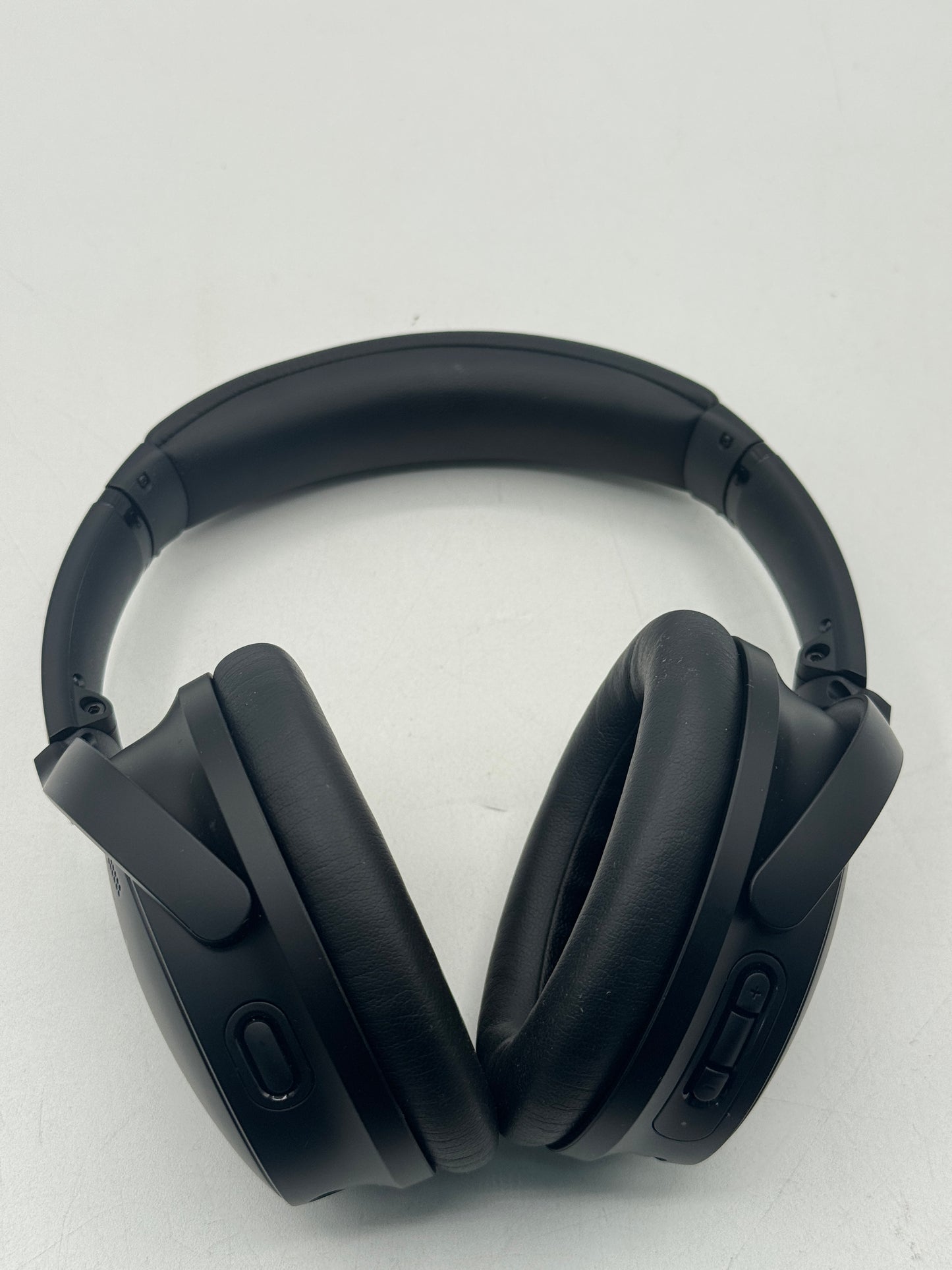 Bose QuietComfort 45 Around-Ear Noise Cancelling Bluetooth Headphones Free Shipping