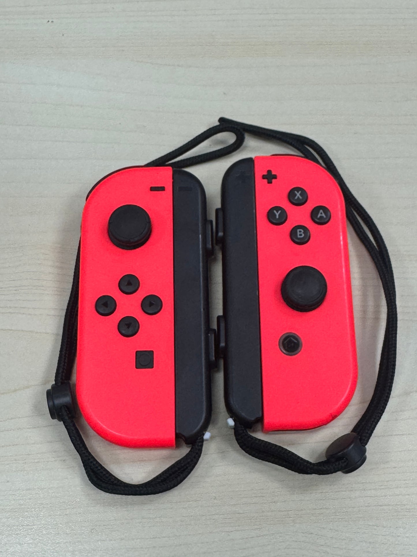 Nintendo Switch Joy-Con Controllers OEM Left & Right Red Free Shipping