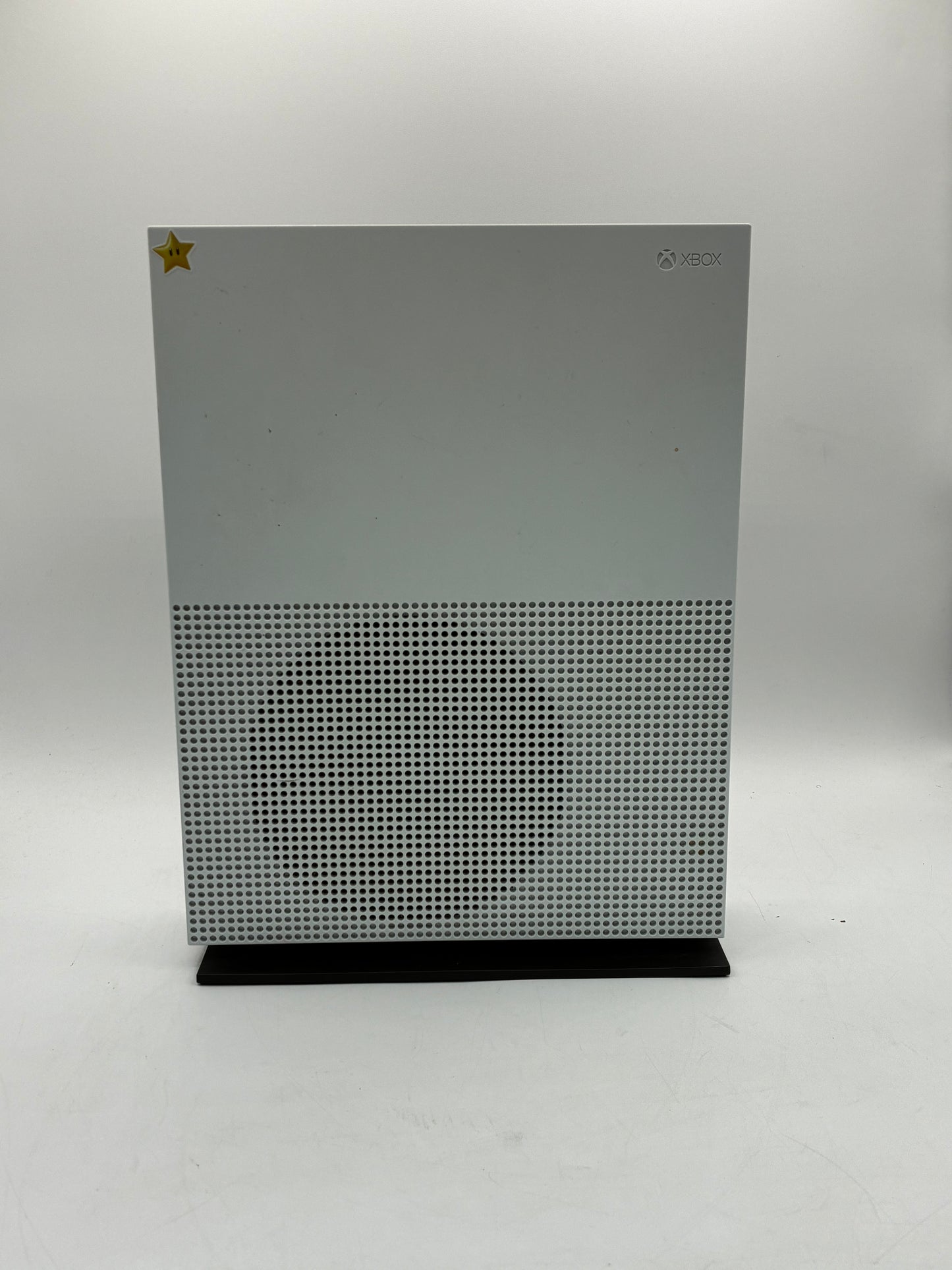 Microsoft Xbox One S All-Digital Edition (1681) 2019 - White - Broken