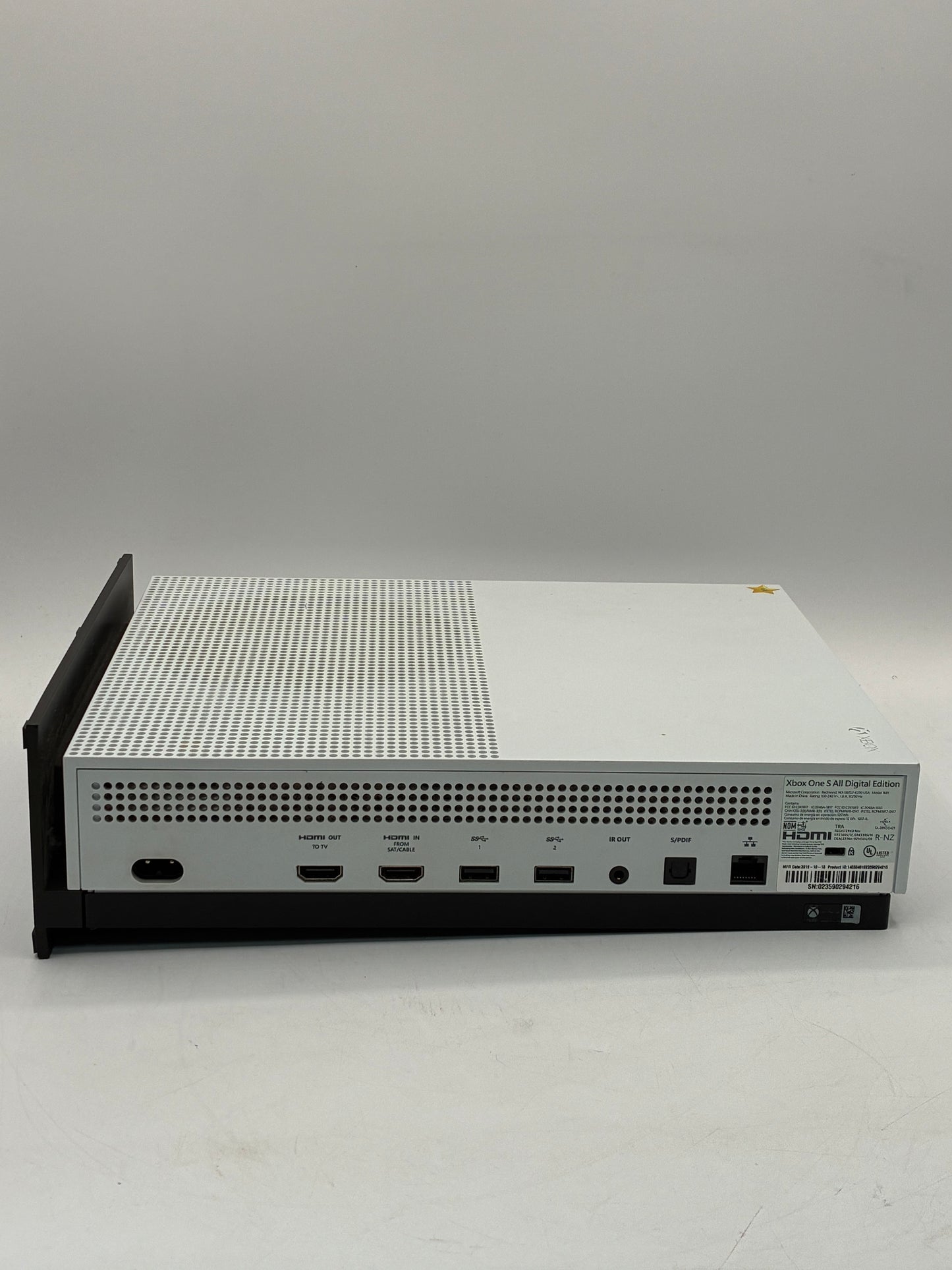 Microsoft Xbox One S All-Digital Edition (1681) 2019 - White - Broken