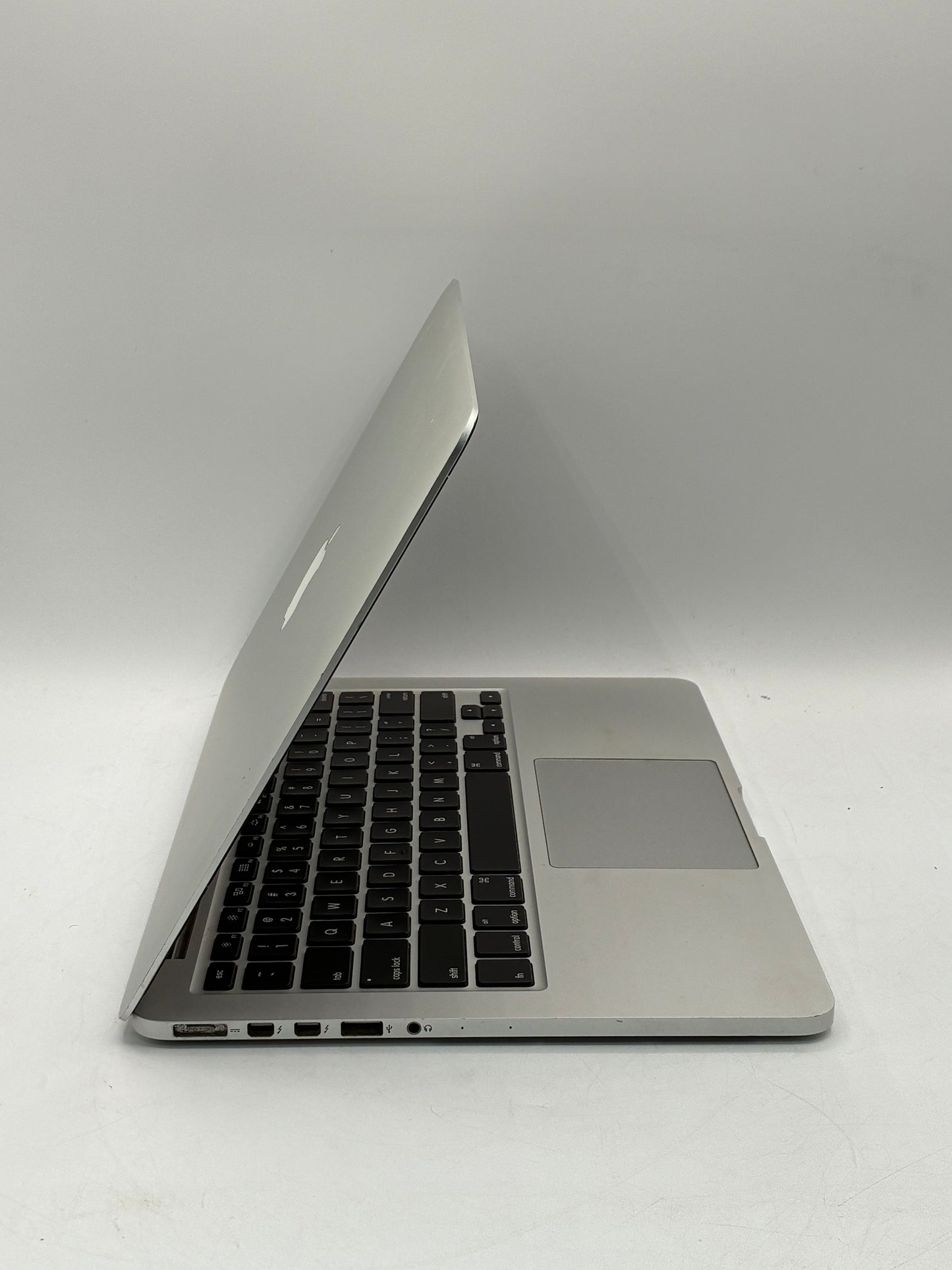 Apple MacBook Pro 13" A1502 2015 8GB DDR3 128GB SSD