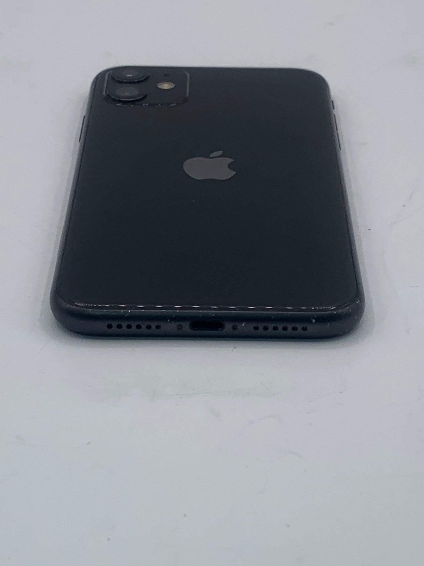 Unlocked Apple iPhone 11 6.1" 64GB A2111 MWK02LL/A Black