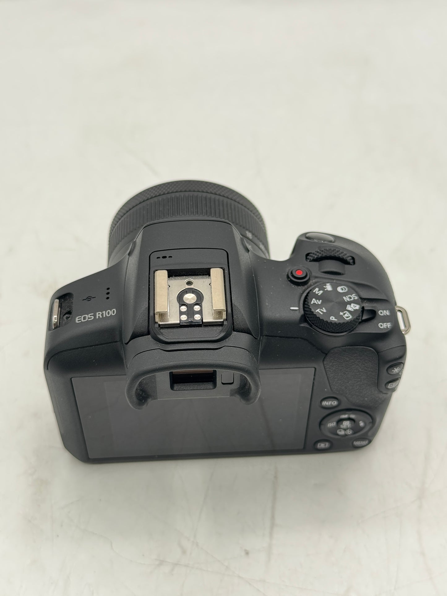 Canon EOS R100 Mirrorless 24.1 MP Camera with RF-S 18-45mm f/4.5-6.3 and Battery
