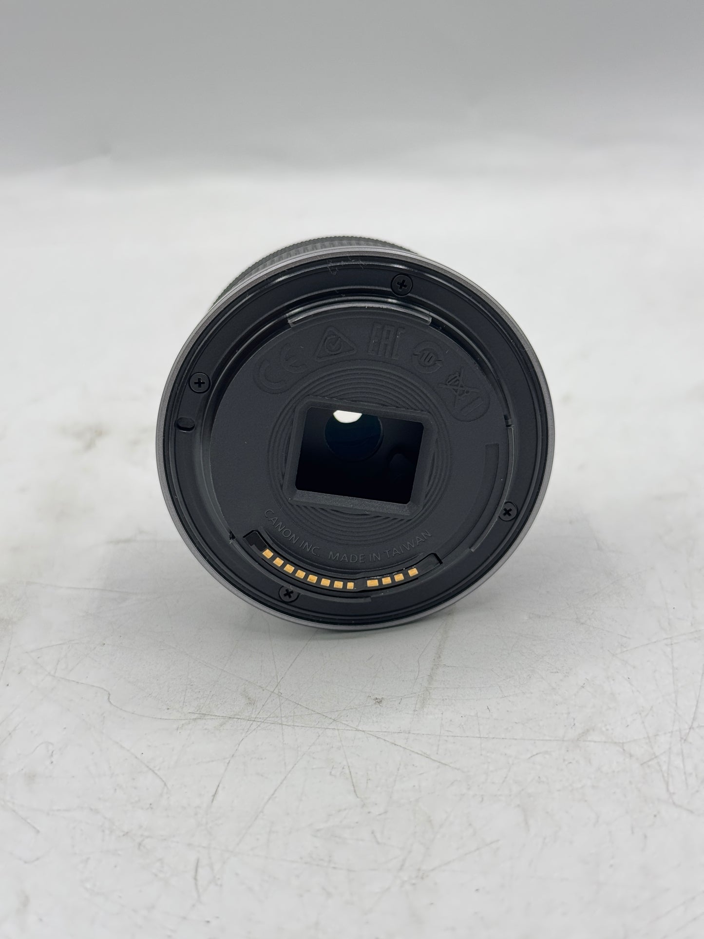 Canon EOS R100 Mirrorless 24.1 MP Camera with RF-S 18-45mm f/4.5-6.3 and Battery