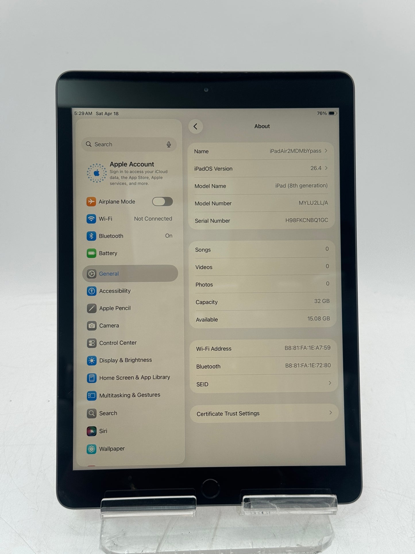 Apple iPad 8th Gen 32GB  A2270 MYU2LL/A Wi-Fi Only Space Gray READ