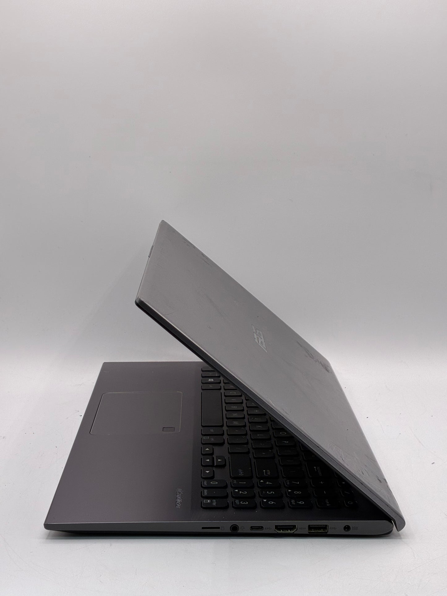 Asus x512ja 14-inch with Core i3 10th Gen, 4GB RAM Laptop