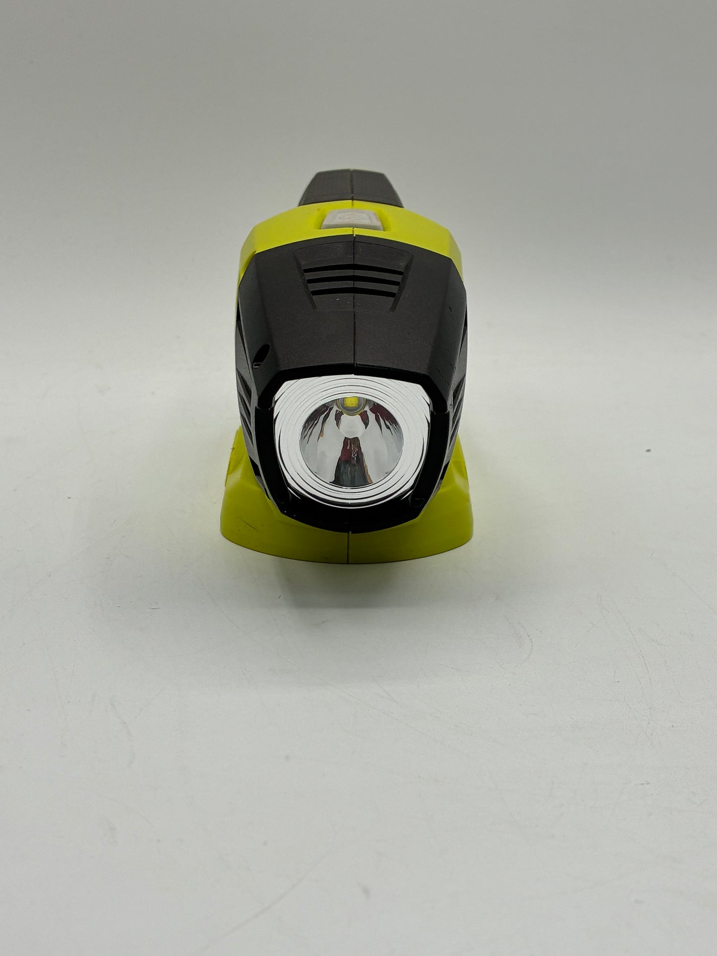 Ryobi P705 One+ 18V LED Flashlight Tested