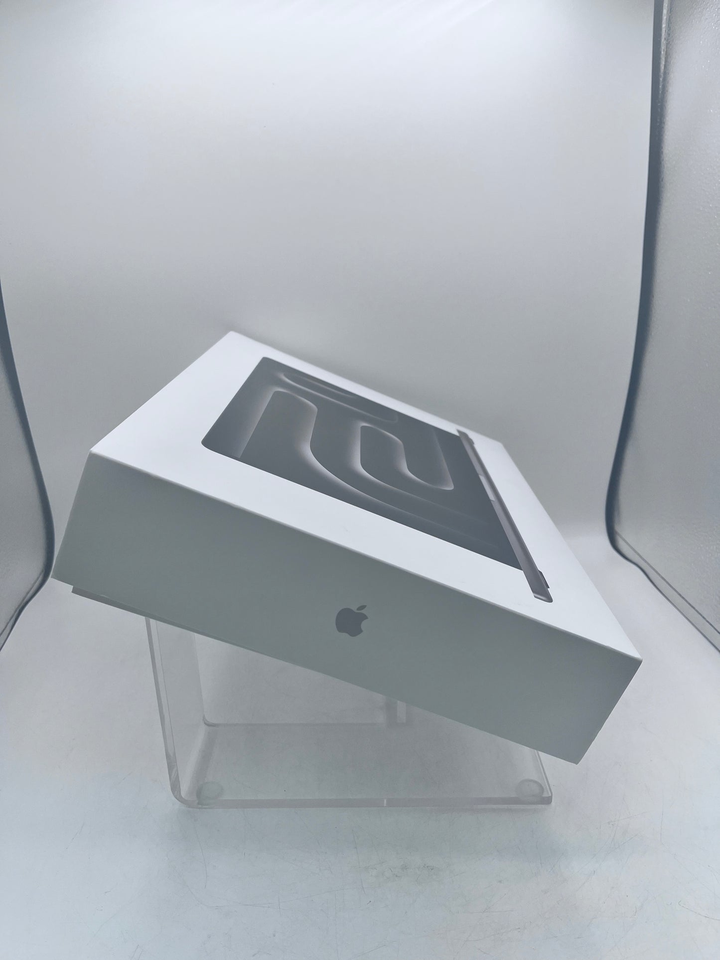 Apple 2023 MacBook Pro 14" MTL83LL/A A2918 M3 8-Core 8GB 1TB Space Gray - New Open Box