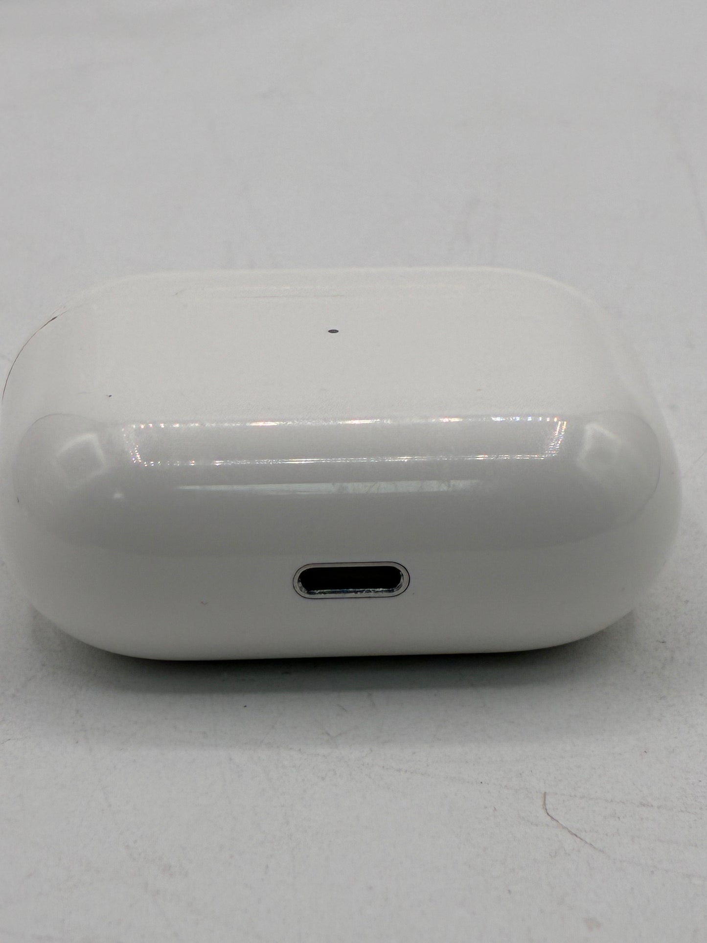 Apple AirPods (3rd Gen) A3053 MagSafe Case (2021)