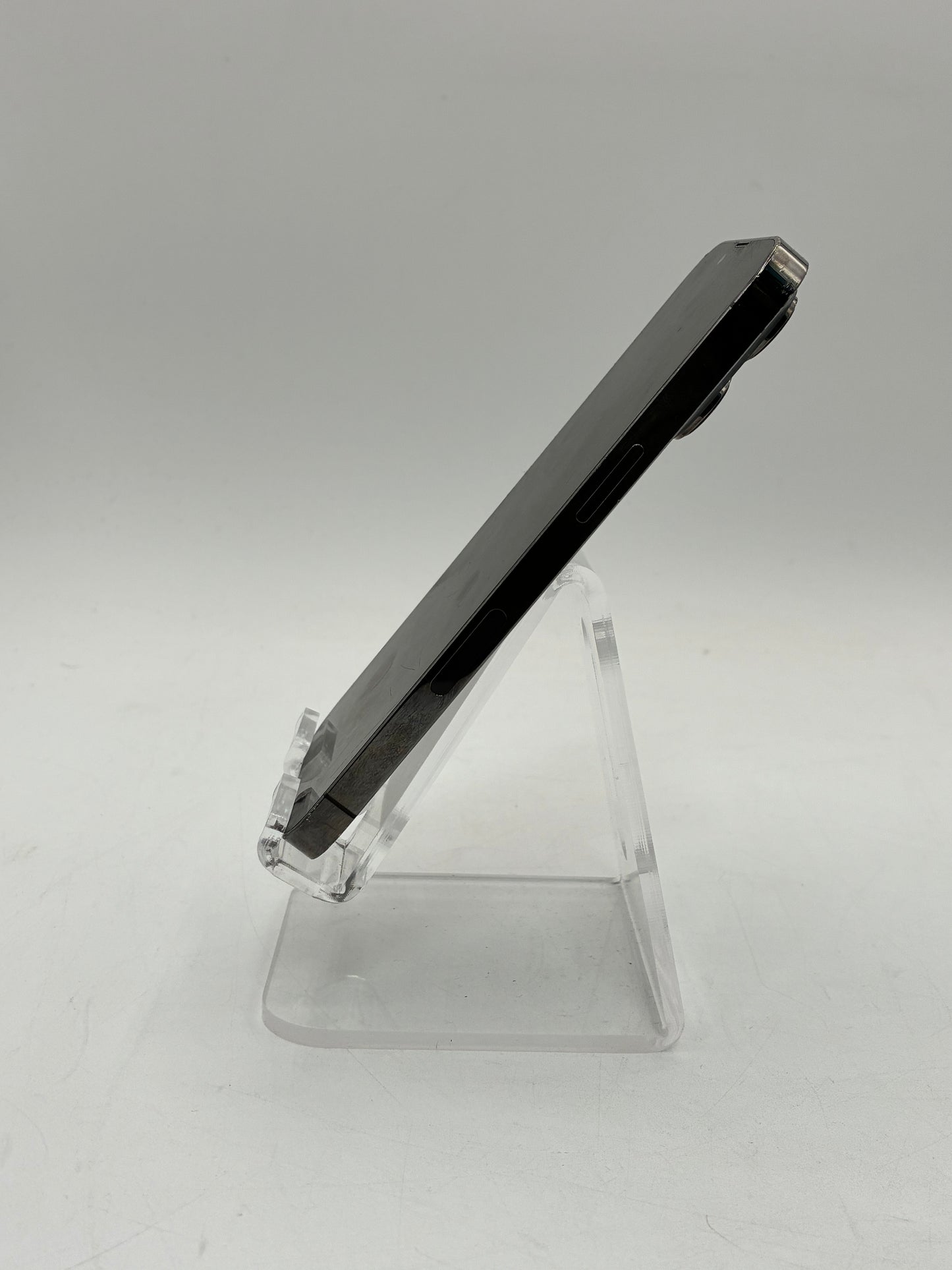 Parts Only Unlocked Apple iPhone 13 Pro 128GB 6.1” Graphite A2483 CRACKED BACK