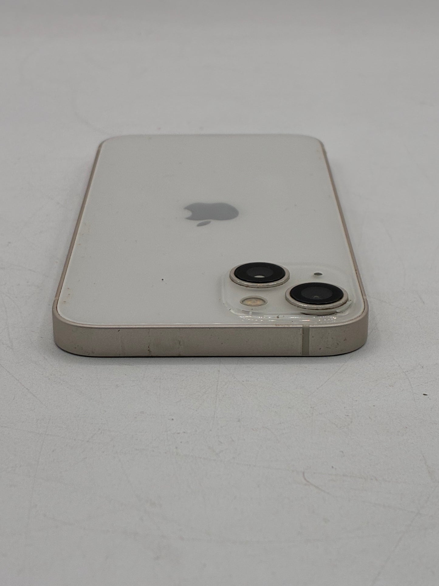 Apple iPhone 13 128 GB White UNLOCKED BH 84%