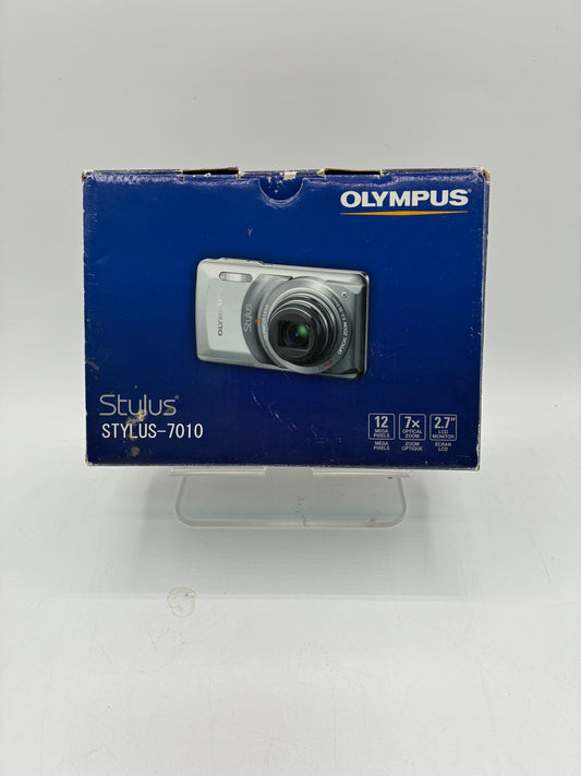 Olympus Stylus 7010 12.0MP Digital Camera Silver with Box