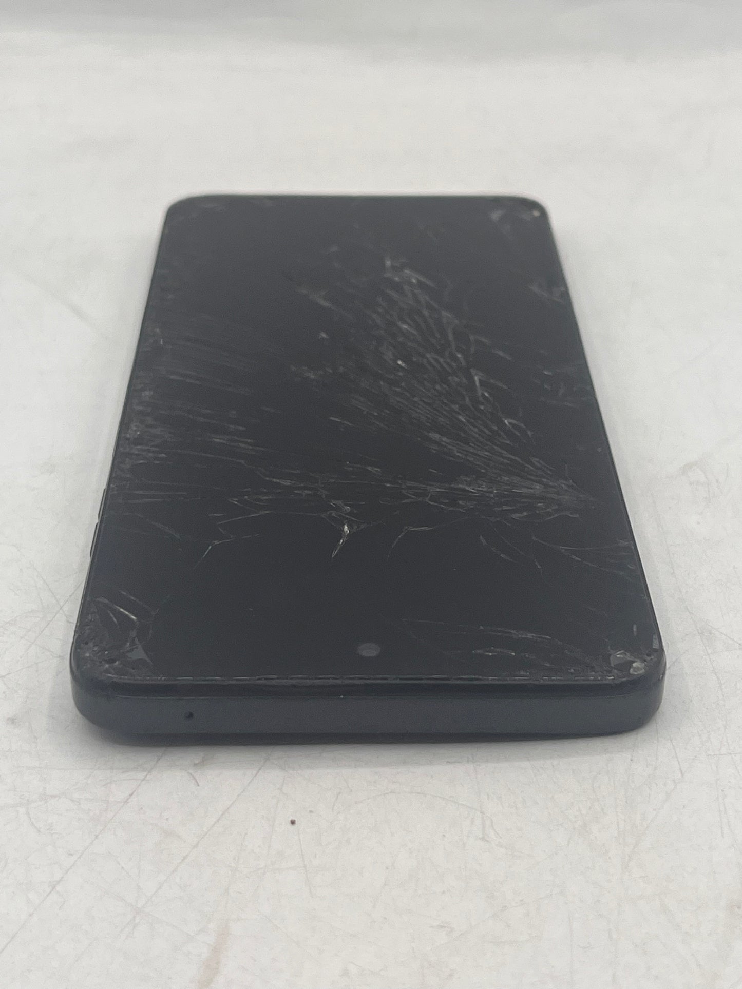 Motorola Moto G 2025 128GB Unlocked Smartphone - Black BROKEN