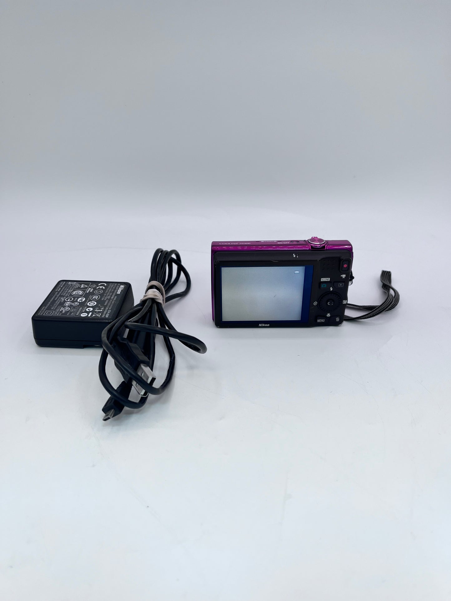 Nikon Coolpix S6200 16MP Digital Camera - Pink