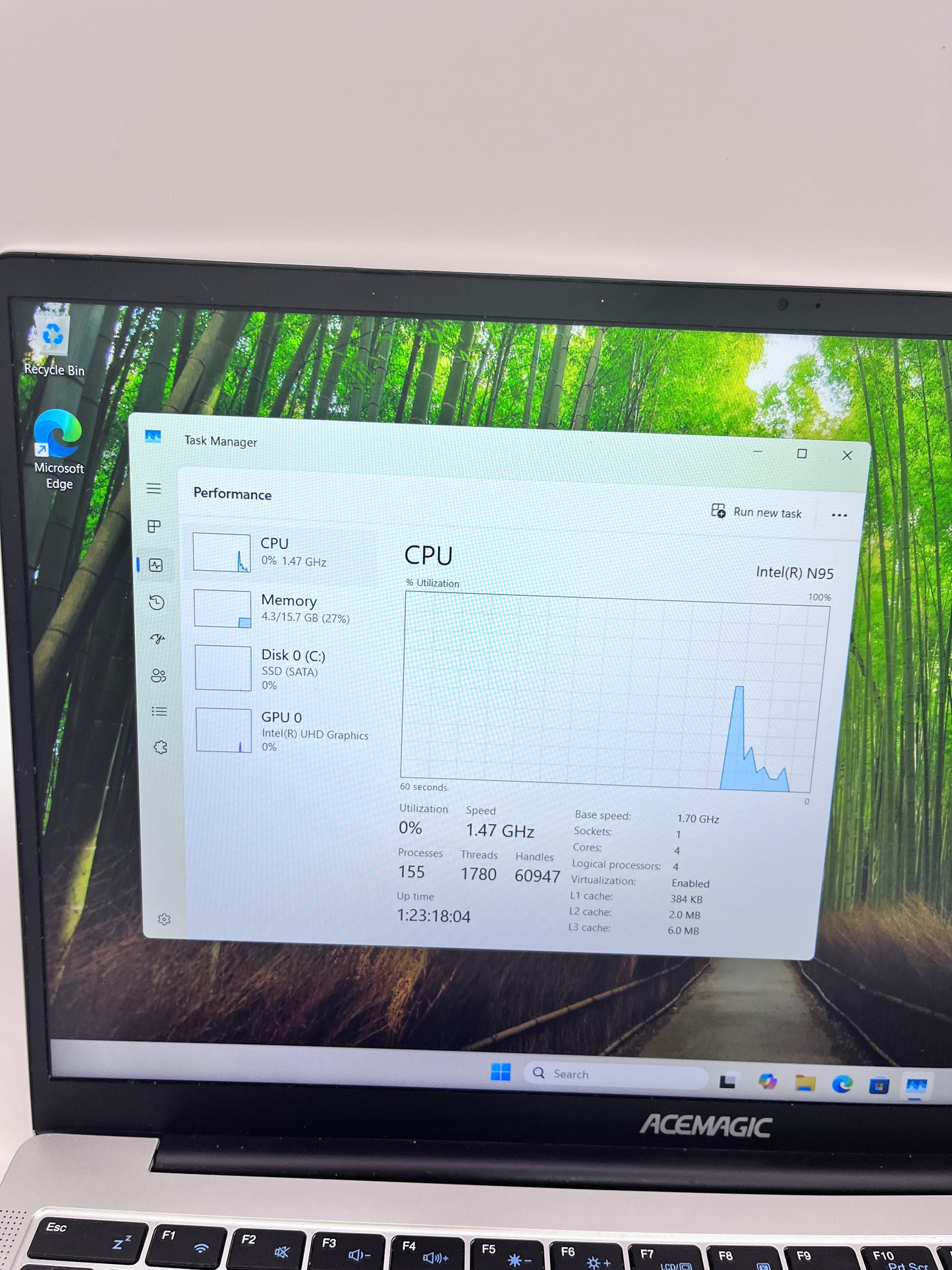AceMagic AX15 15-inch Intel Atom 16GB 512GB Silver