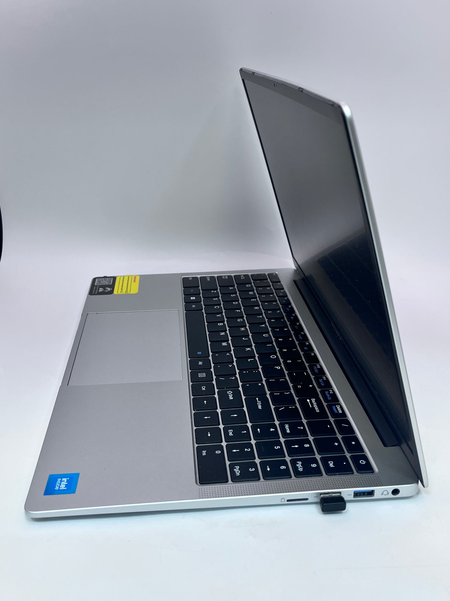 AceMagic AX15 15-inch Intel Atom 16GB 512GB Silver